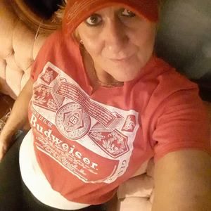 Meet your Posher, Traci